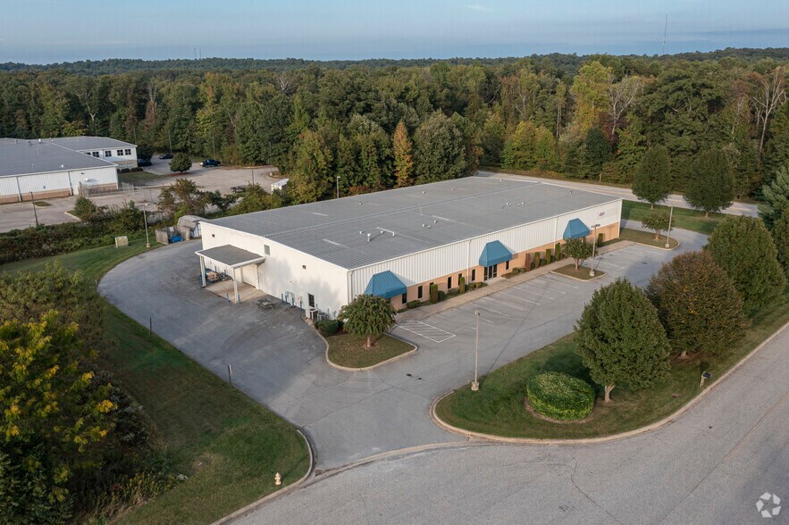 More Photos Of 5211 Cutter Ct, Prince Frederick Service For Lease