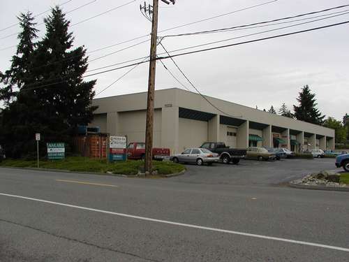 More Photos Of 11326-11332 120th Ave NE, Kirkland Light Distribution For Lease