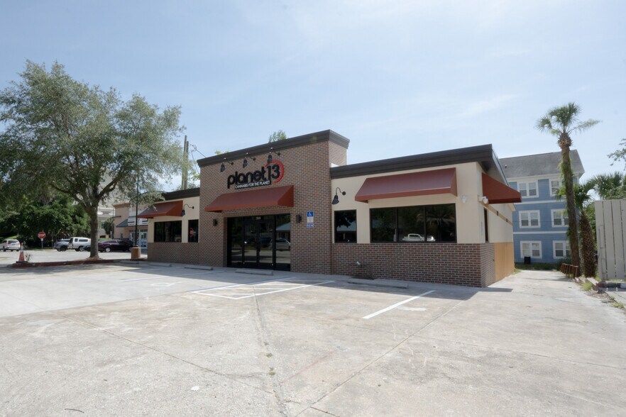 More Photos Of 309 N Woodland Blvd, Deland Freestanding For Sale