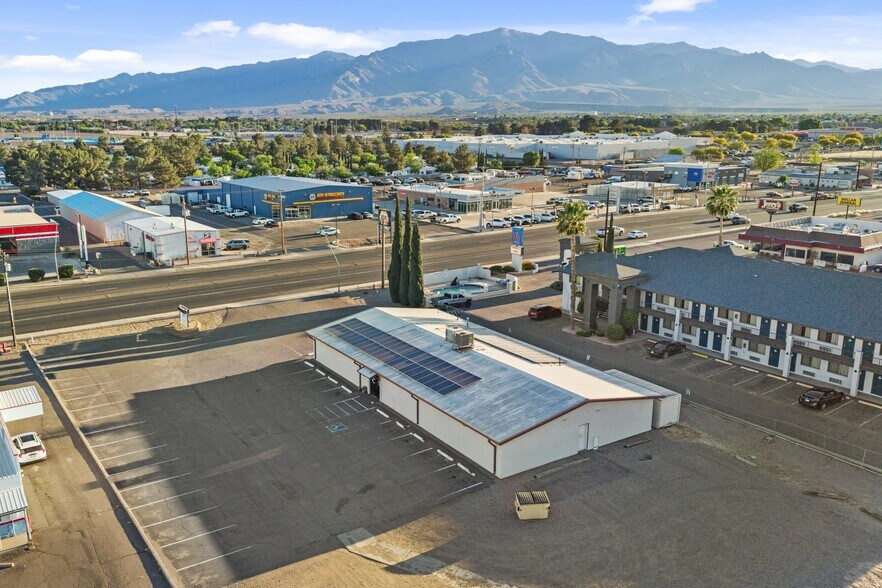 More Photos Of 1550 W Thatcher Blvd, Safford Loft Creative Space For Sale