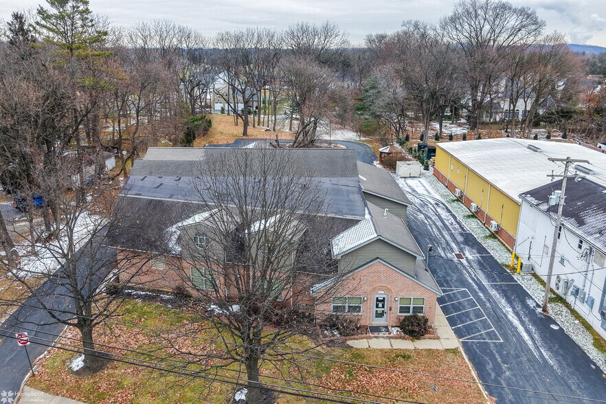 More Photos Of 2346 Jacksonville Rd, Bethlehem Medical For Sale