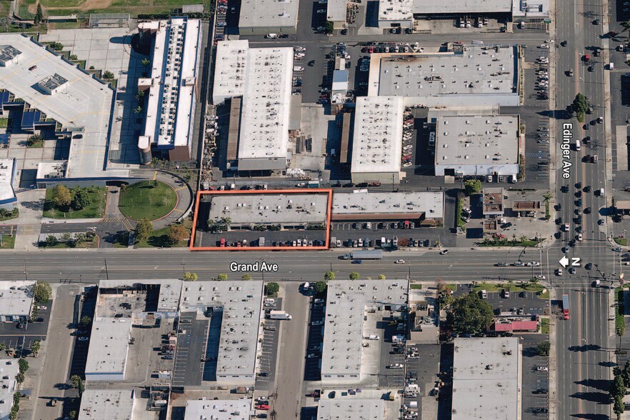 More Photos Of 1501-1519 S Grand Ave, Santa Ana Warehouse For Lease