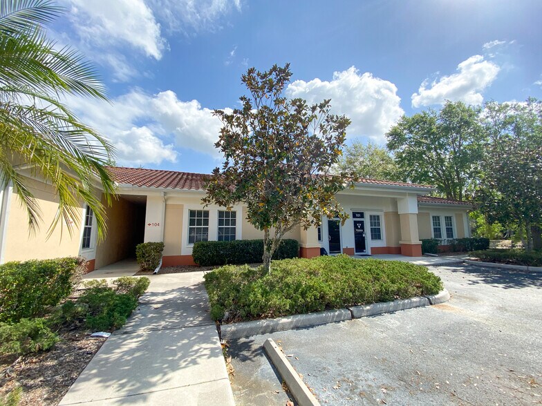 More Photos Of 9015 Town Center Pky, Lakewood Ranch Office For Lease