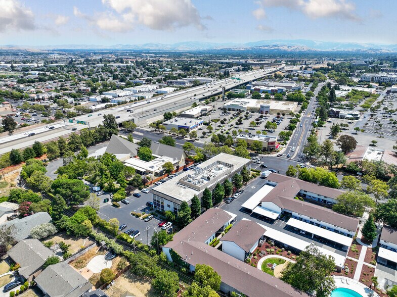 More Photos Of 7567 Amador Valley Blvd, Dublin Office For Lease