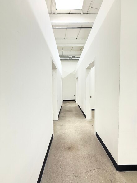 More Photos Of 350-370 NE 75th St, Miami Office For Lease