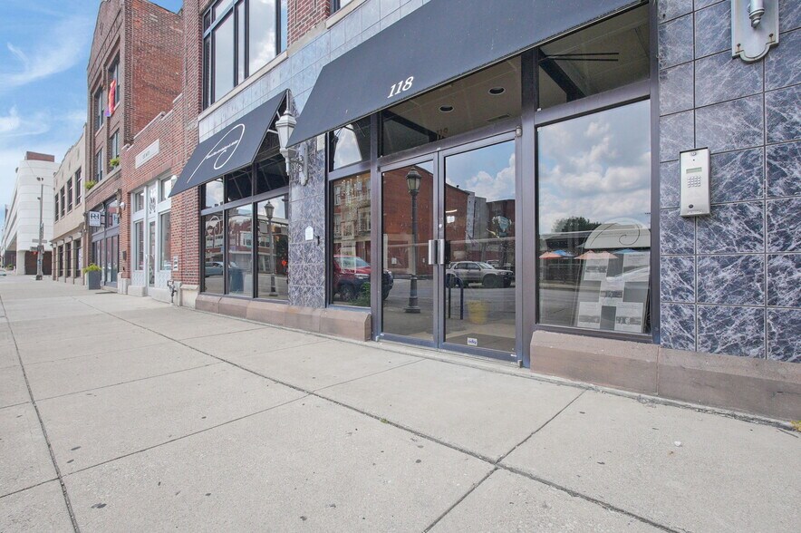 Primary Photo Of 118 E Main St, Columbus Loft Creative Space For Lease