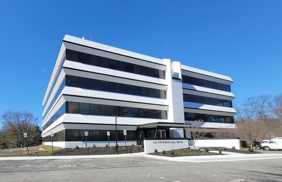 More Photos Of 200 Professional Dr, Gaithersburg Medical For Sale