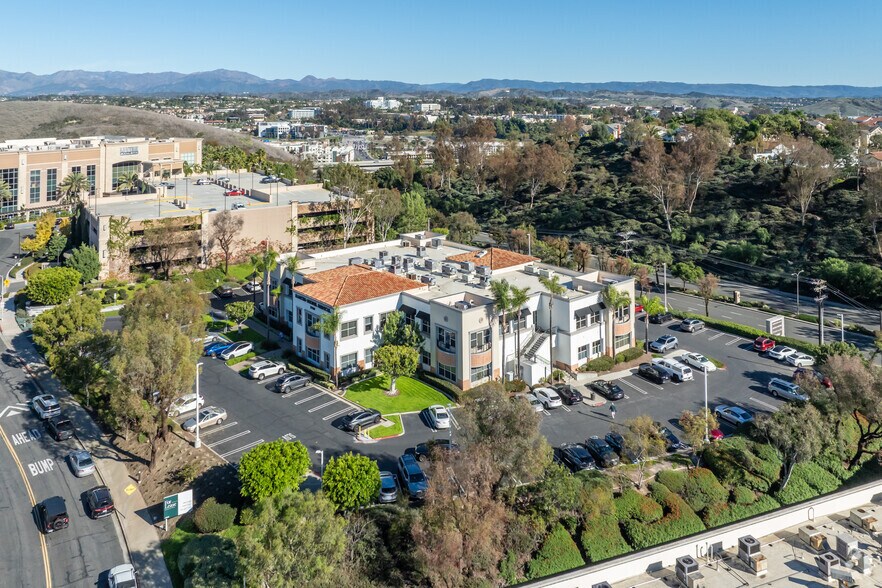 More Photos Of 25500 Rancho Niguel Rd, Laguna Niguel Medical For Lease