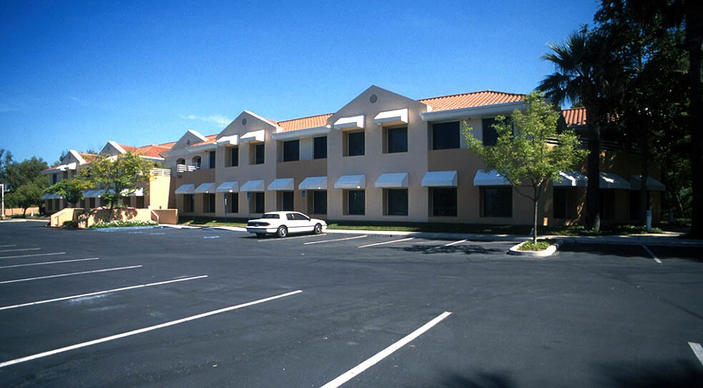 More Photos Of 340 N Westlake Blvd, Westlake Village Office For Lease