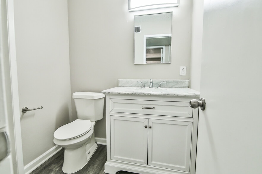 More Photos Of 5202 Bangor Ave, Lubbock Apartments For Sale