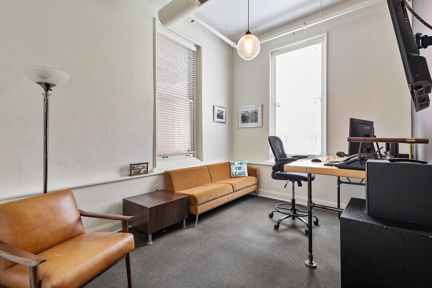 More Photos Of 104 N 19th St, Richmond Loft Creative Space For Sale