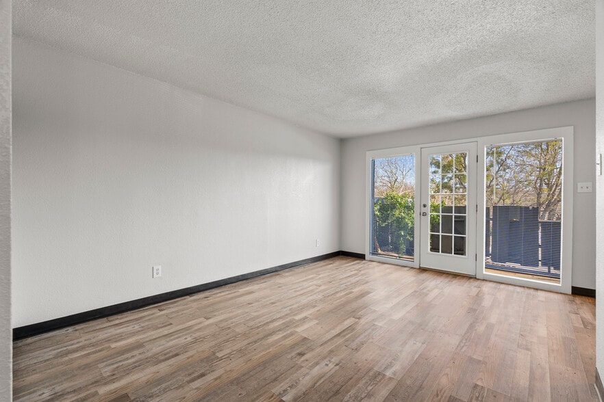 More Photos Of 1805 S Y St, Fort Smith Apartments For Sale