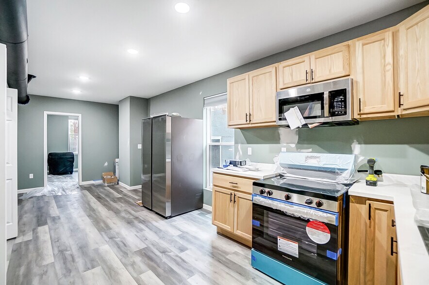 More Photos Of 2124 Saint Michael St, Cincinnati Apartments For Sale