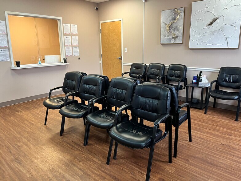 More Photos Of 280 Executive Park Dr, Concord Medical For Lease