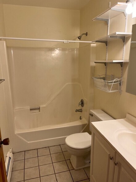 More Photos Of 85 Goodwill Ave, Meriden Apartments For Sale