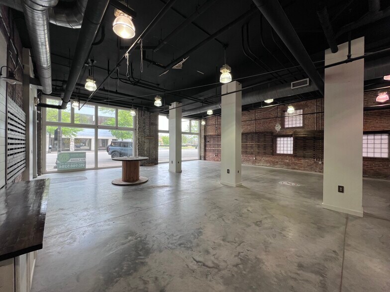 More Photos Of 417 Hay St, Fayetteville Office For Lease