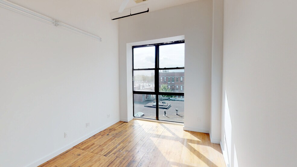 More Photos Of 649 Morgan Ave, Brooklyn Office For Lease