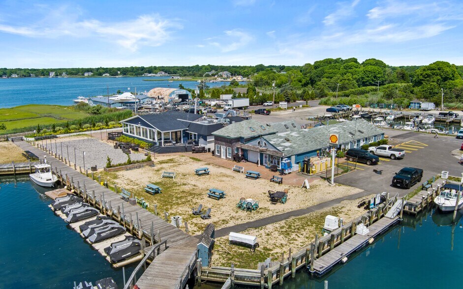 More Photos Of 215 Atlantic Ave, East Moriches Marina For Sale