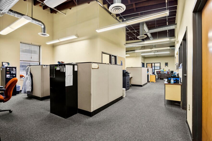 More Photos Of 60 S Pearl St, Albany Office For Sale