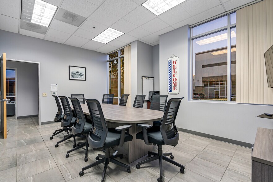 More Photos Of 803-827 Anchorage Place, Chula Vista Light Distribution For Lease