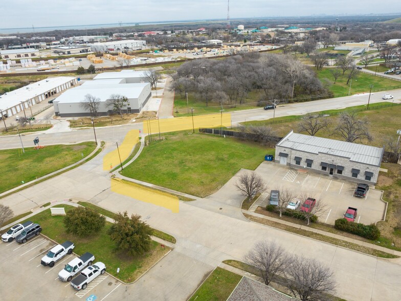 Primary Photo Of 802 Office Park Cir, Lewisville Land For Sale