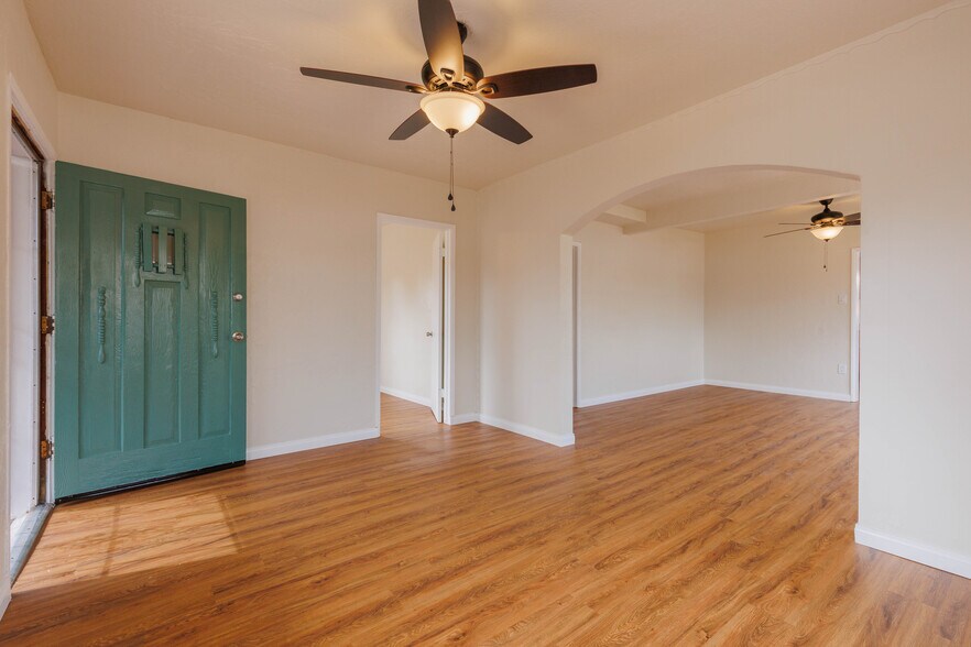 More Photos Of 404 W 9th Ave, Escondido Apartments For Sale