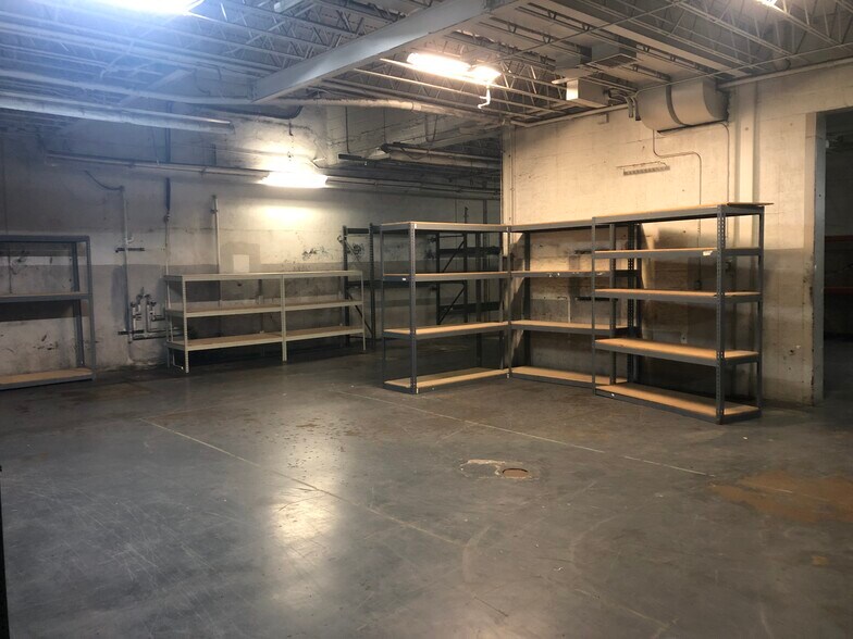 More Photos Of 100 S 6th Ave, West Bend Flex For Lease