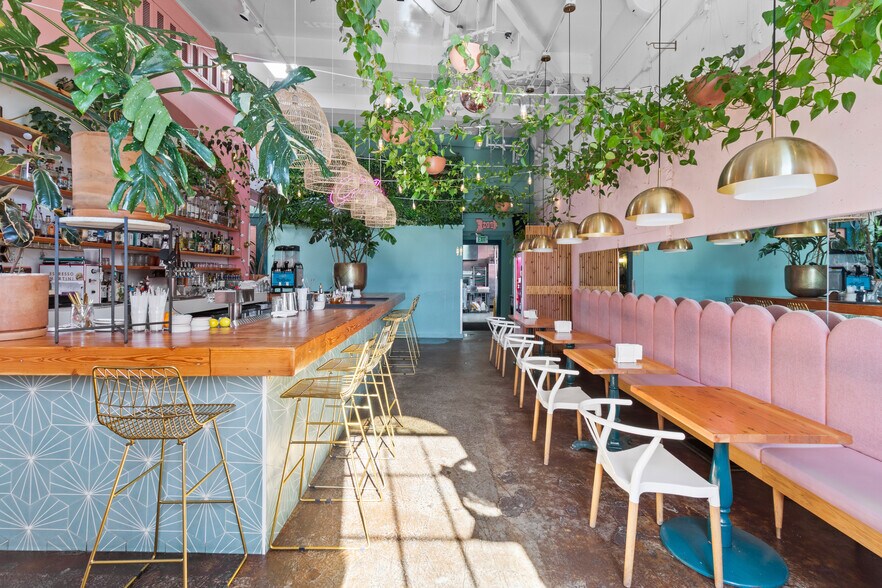 More Photos Of 2703 NE Alberta St, Portland Restaurant For Sale