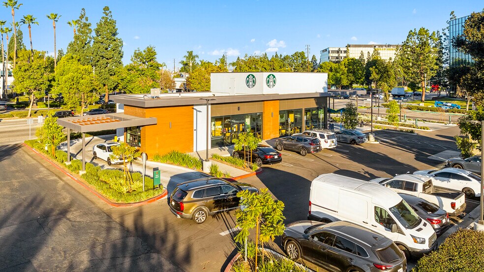 More Photos Of 5850 S Eastern Ave, Commerce Fast Food For Sale