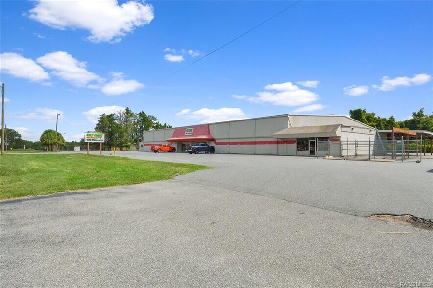 More Photos Of 315 S Us-41, Inverness Freestanding For Sale