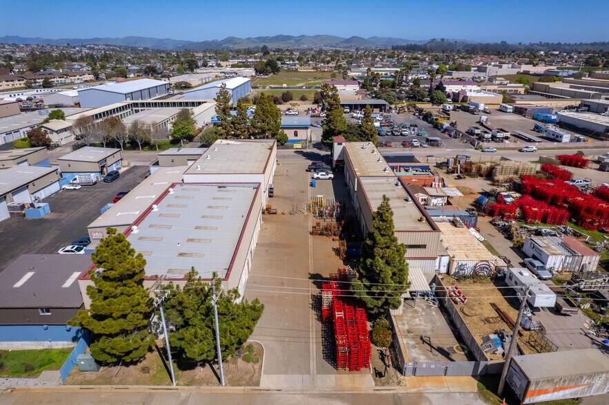 More Photos Of 974 Griffin St, Grover Beach Warehouse For Lease