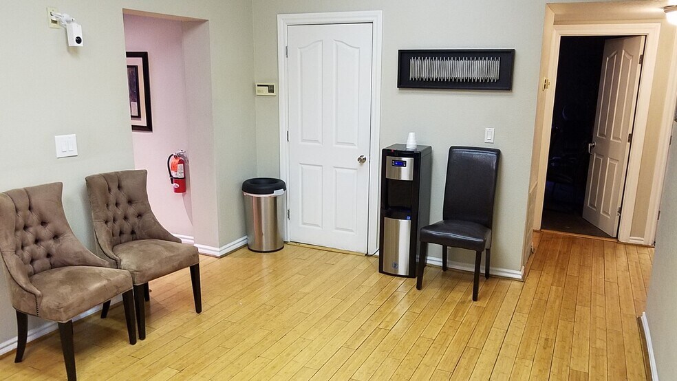 More Photos Of 1380 E Sahara Ave, Las Vegas Medical For Sale