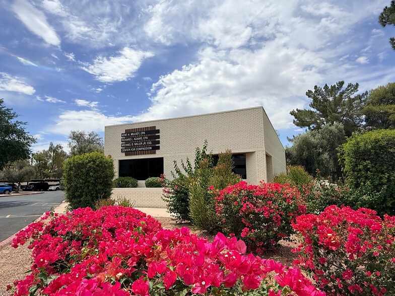 More Photos Of 1331 N Alma School Rd, Chandler Office For Sale