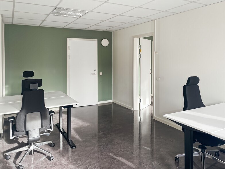 More Photos Of 1340-1350 N Fairfield Rd, Dayton Coworking Space