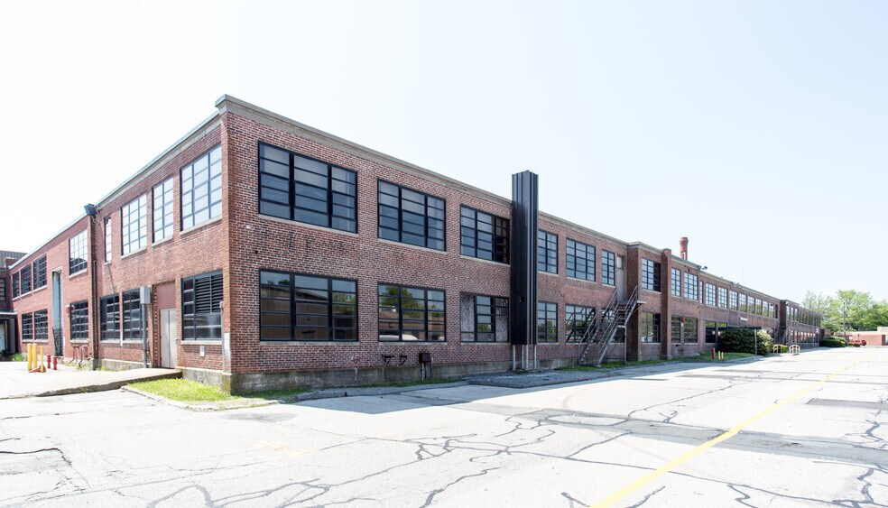More Photos Of 34 Forest St, Attleboro Manufacturing For Sale