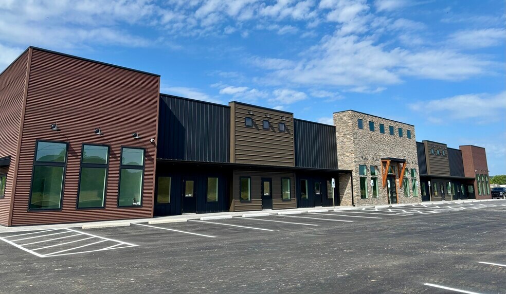 More Photos Of 2355 Center St, Fayetteville General Retail For Sale