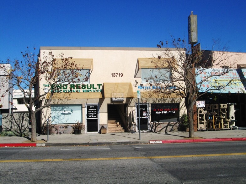Primary Photo Of 13719 Ventura Blvd, Sherman Oaks Storefront Retail Office For Lease