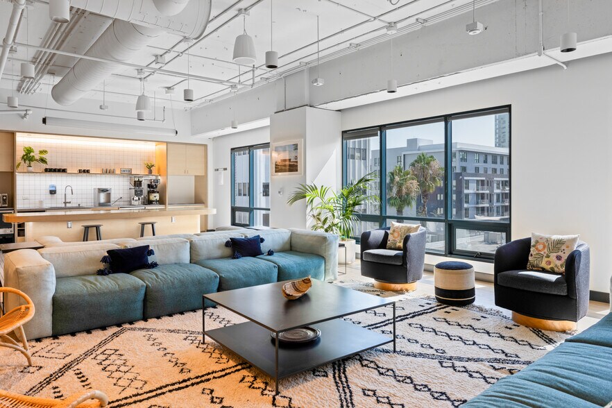 More Photos Of 100 W Broadway, Long Beach Office For Lease