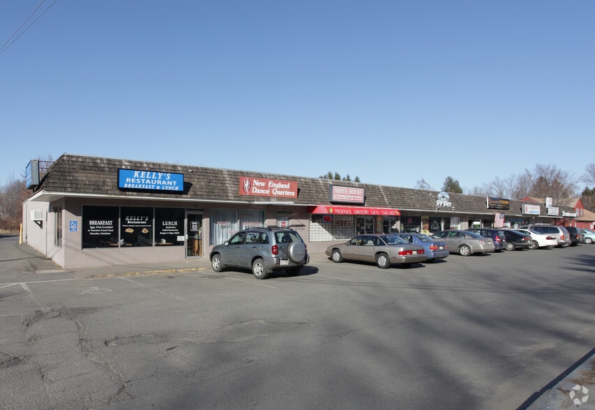 Primary Photo Of 314-326 College St, Amherst Unknown For Lease