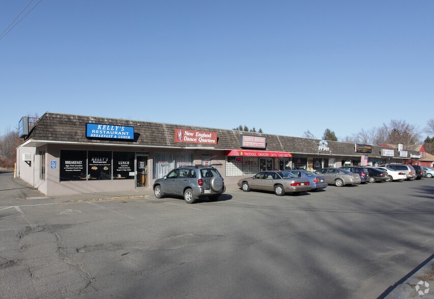 Primary Photo Of 314-326 College St, Amherst Unknown For Lease