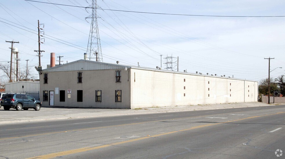 More Photos Of 501 Steves Ave, San Antonio Service For Lease