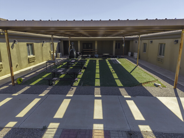More Photos Of 16286 S Sunland Gin Rd, Arizona City Rehabilitation Center For Sale