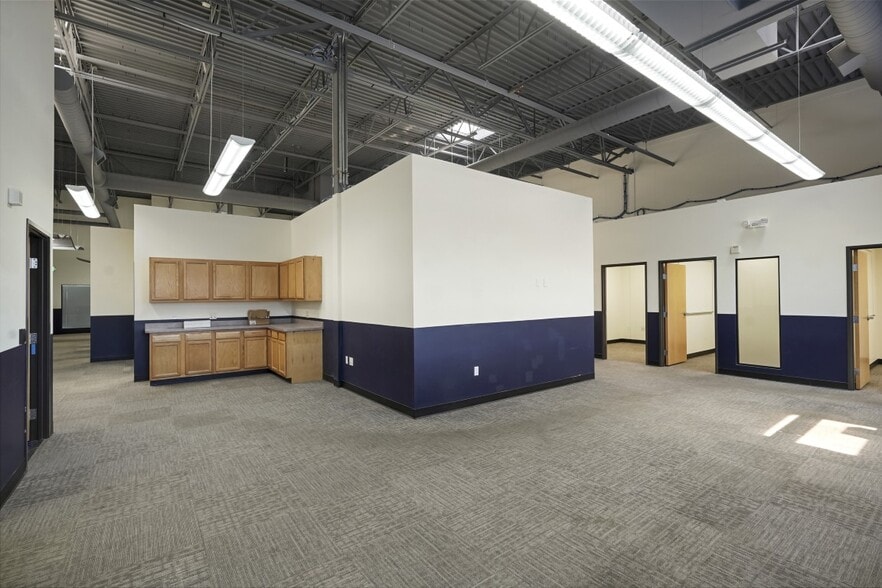 More Photos Of 10835 Dover St, Westminster Unknown For Lease
