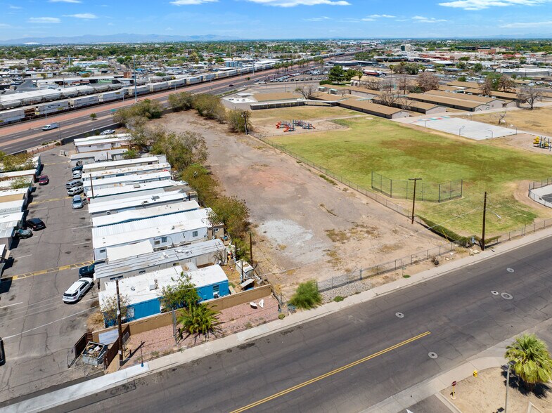 More Photos Of 5556 W Grand Ave, Glendale Land For Sale