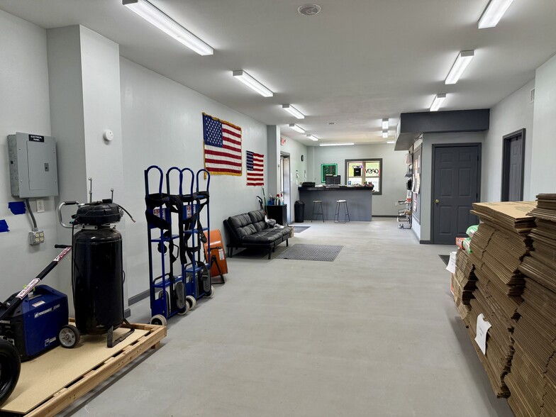 More Photos Of 30333 Highway 31, Brewton Self Storage For Sale