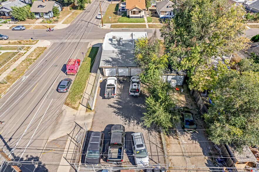 More Photos Of 3200 W 2nd Ave, Denver Office For Sale