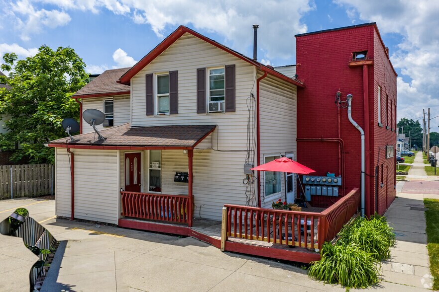 More Photos Of 485 Brown St, Akron General Retail For Lease