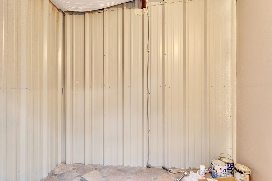 More Photos Of 75851 Baseline Rd, Twentynine Palms Warehouse For Sale