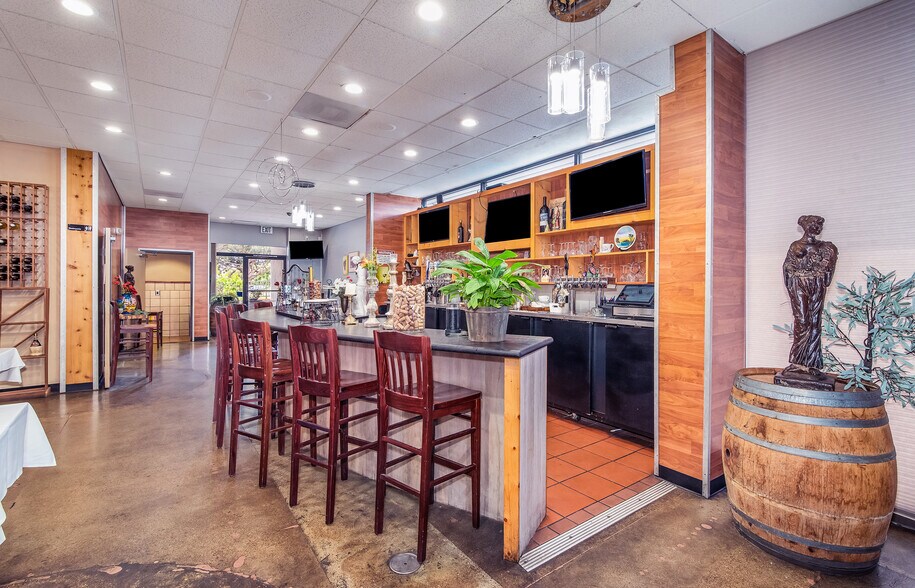 More Photos Of 825 N H St, Lompoc General Retail For Sale