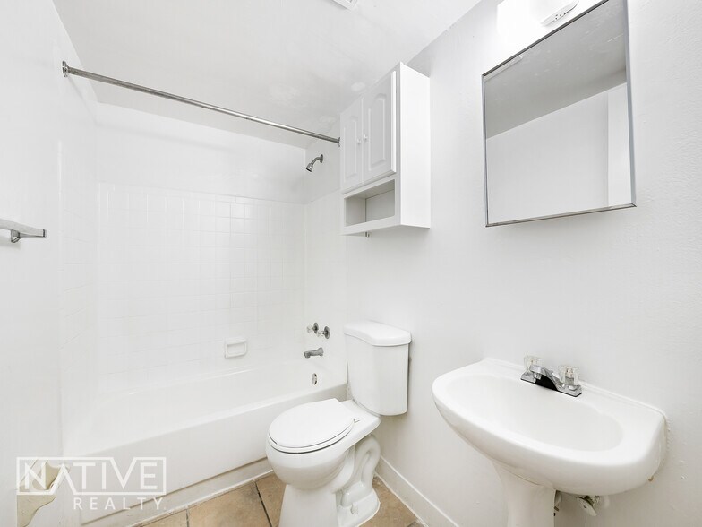 More Photos Of 612 NE 2nd Ave, Fort Lauderdale Apartments For Sale